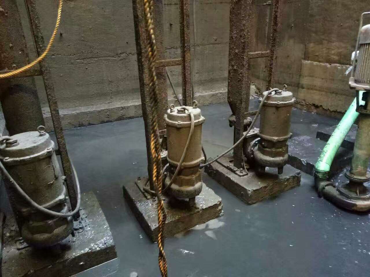 和硕污水池清理